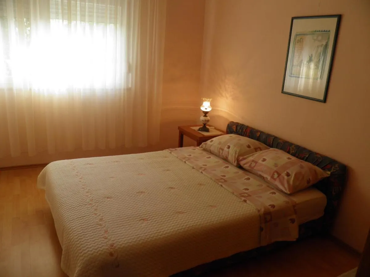 Apartament Josini Dvori Biograd Na Moru