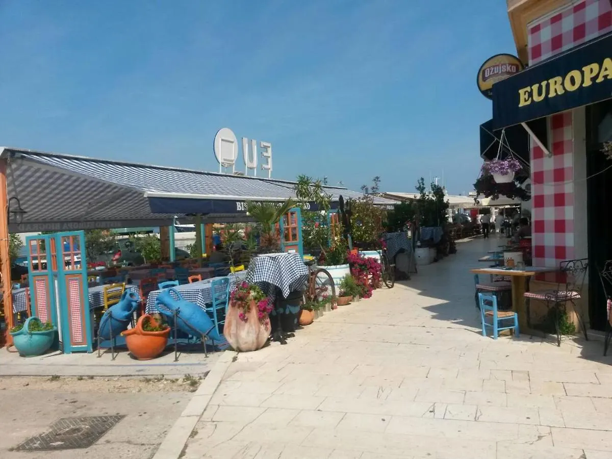 Apartament Josini Dvori Biograd Na Moru