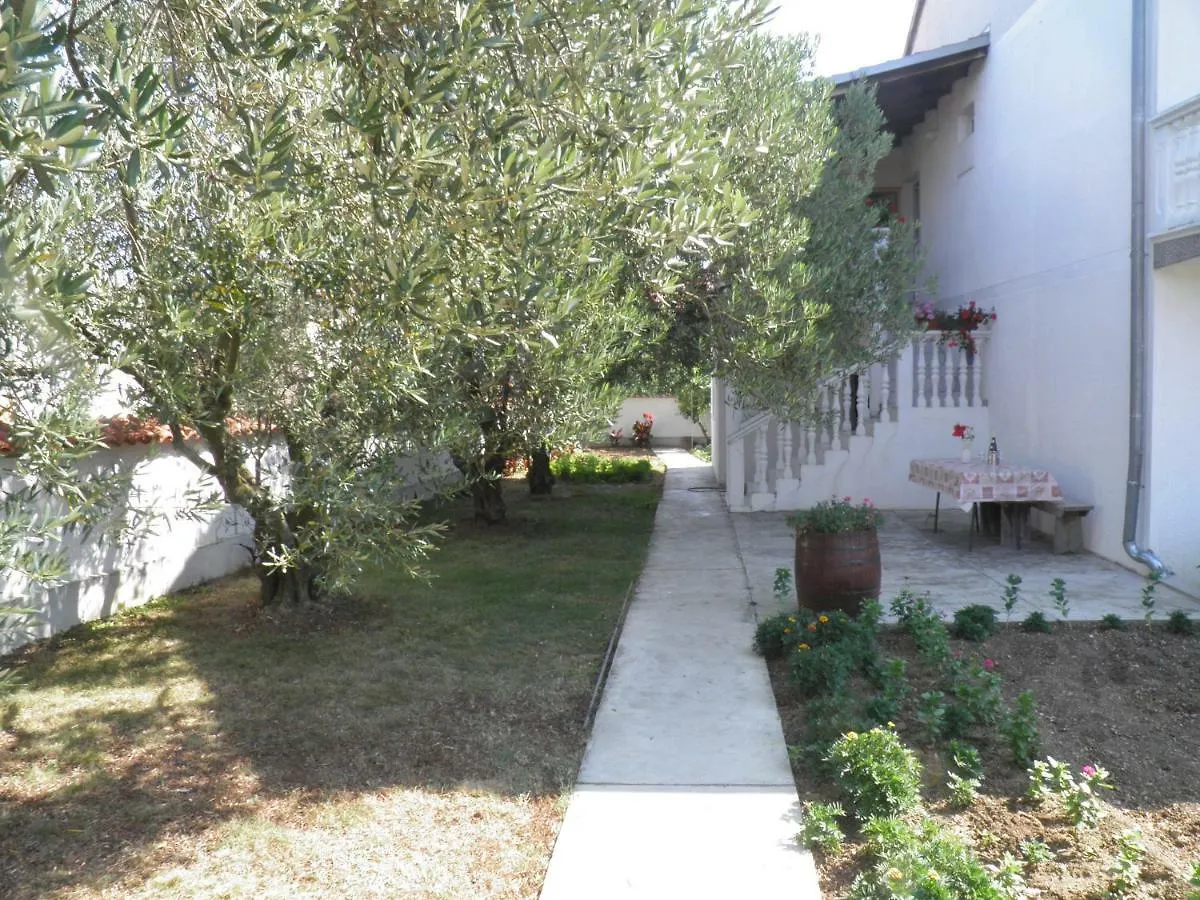 Apartament Josini Dvori Biograd Na Moru